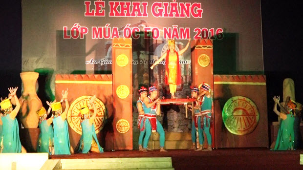 An Giang có thêm điệu múa mới lạ độc nhất Việt Nam